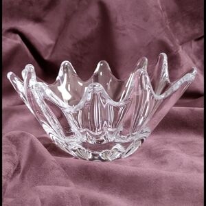 Daum Crystal Orion Starfish 12 Finger Art Bowl